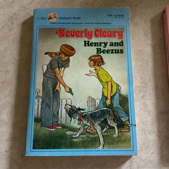 Beverly Cleary vintage classic paperbacks - Picture 3 of 7